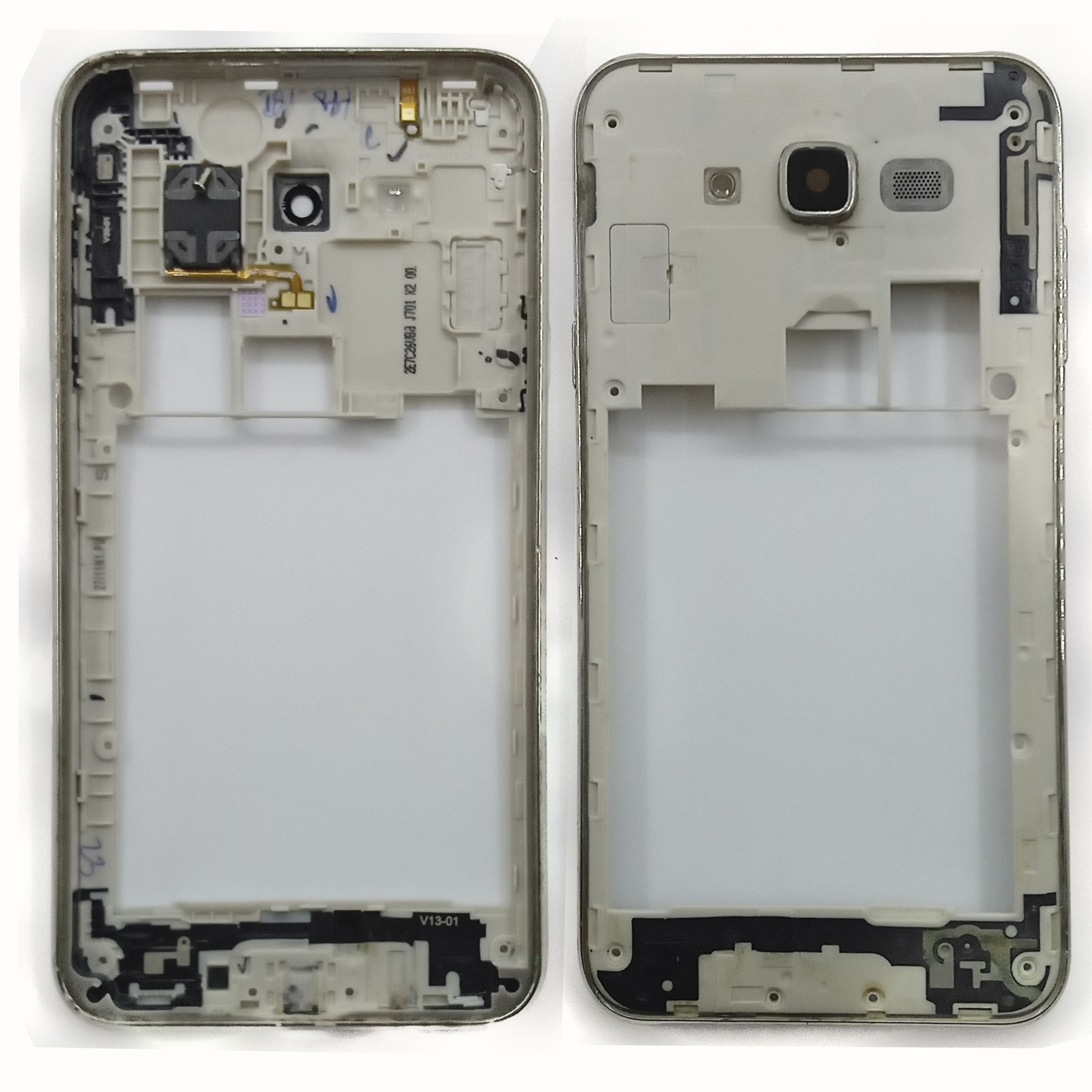 Средняя часть корпуса телефона Samsung J701 Galaxy J7 Neo золото б/у